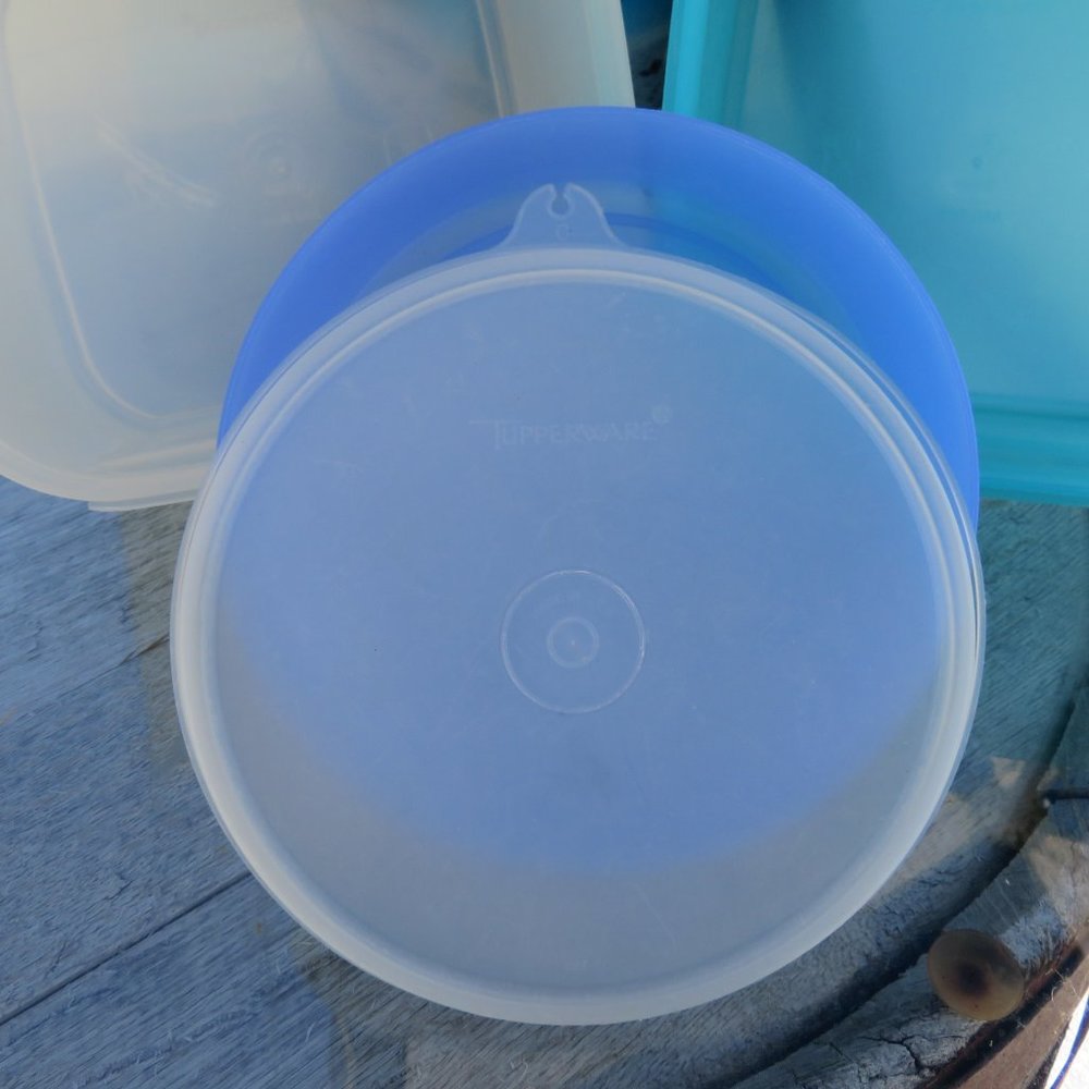 Tupperware Food Storage - Picture 7 of 7